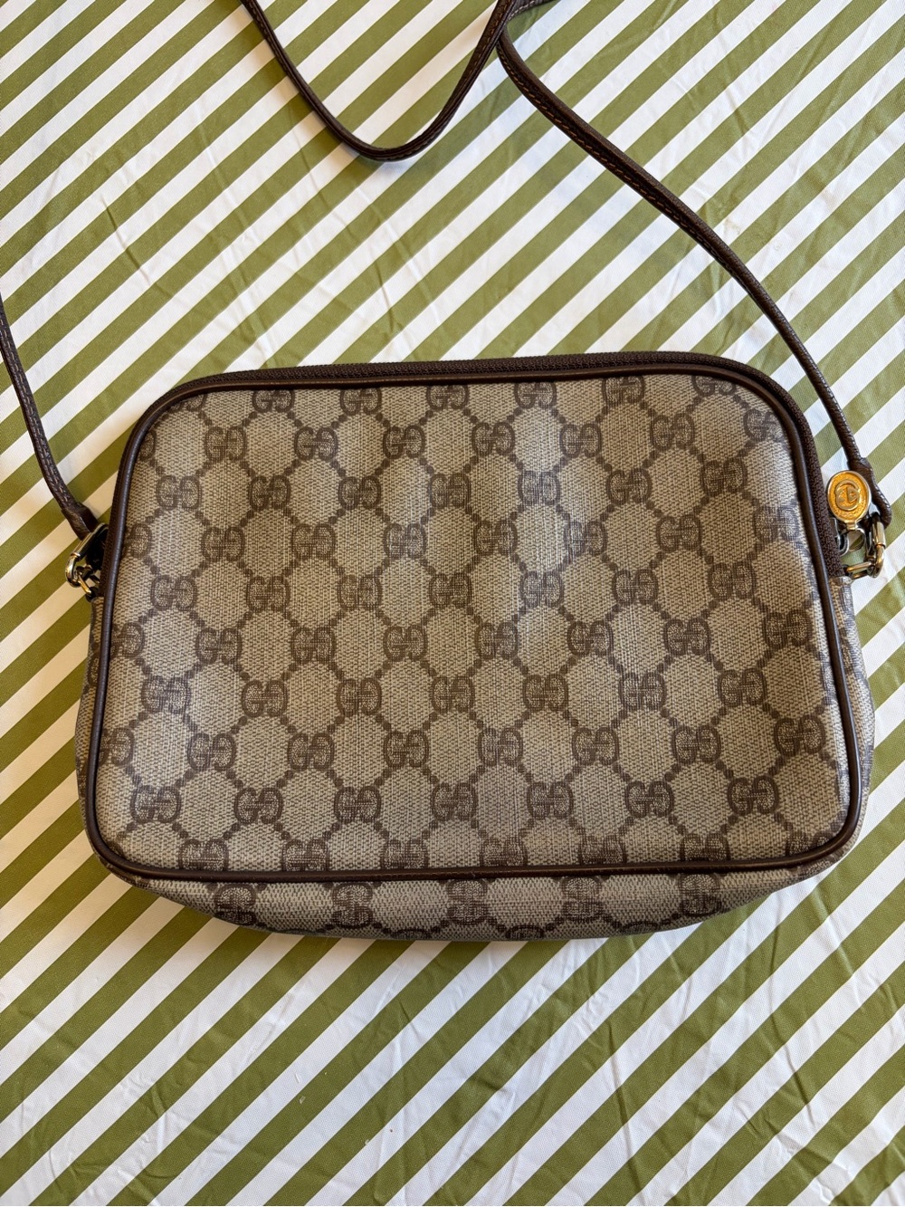 Gucci GG Supreme Canvas Crossbody Bag - Picture 2 of 8